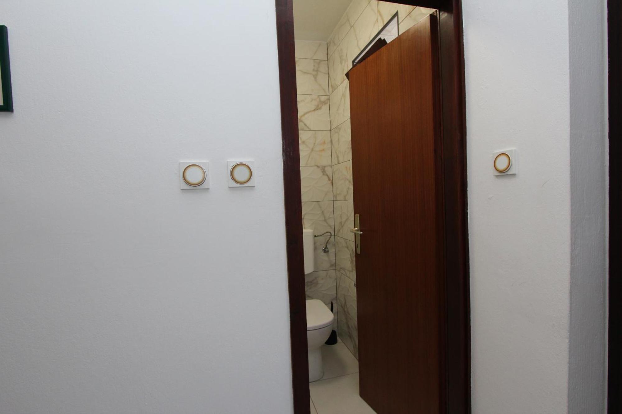 Rooms And Apartment Sanja Rovinj Bagian luar foto