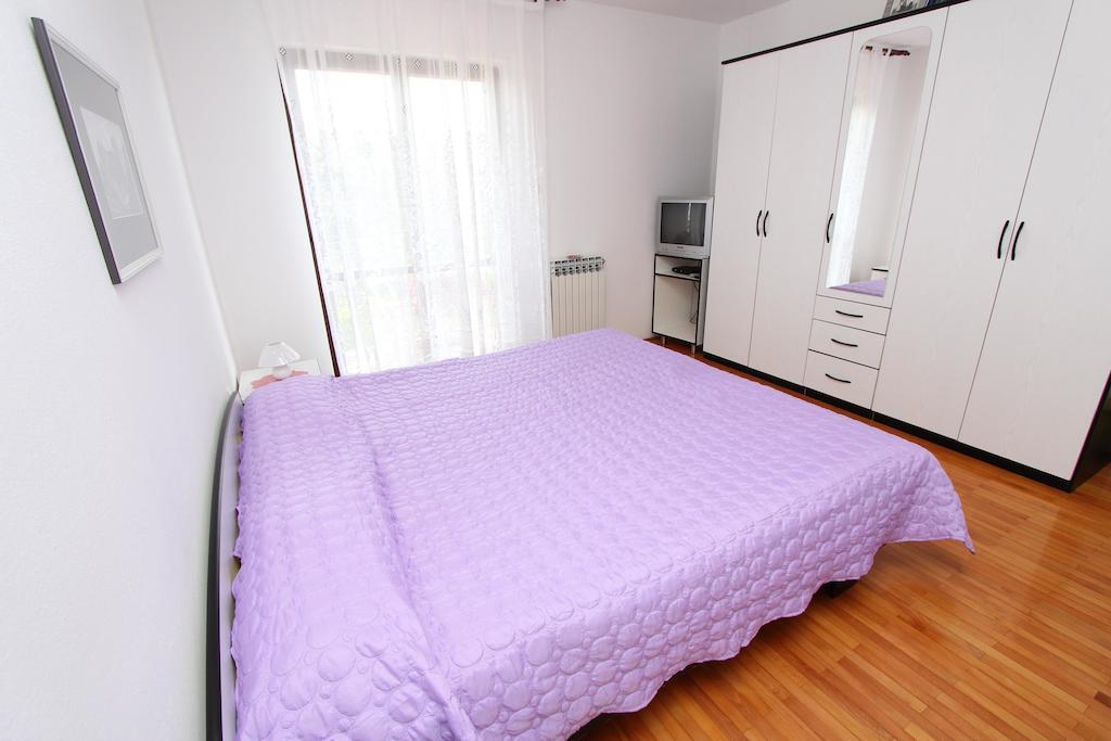 Rooms And Apartment Sanja Rovinj Ruang foto