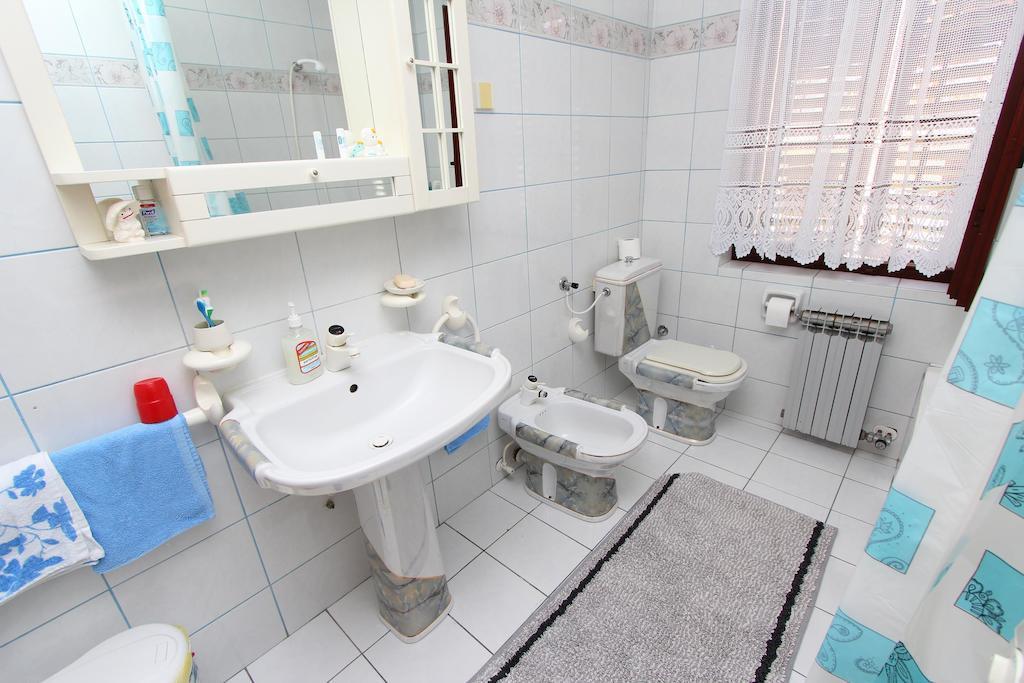 Rooms And Apartment Sanja Rovinj Ruang foto